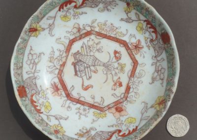 Chinoiserie saucer